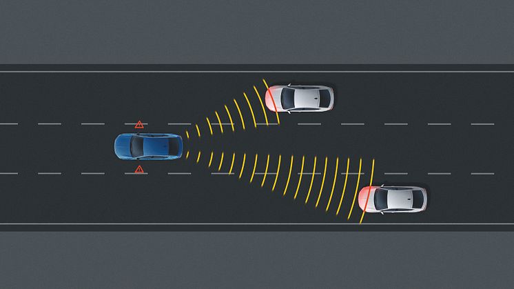 Opel-Insignia-Lane-Change-Inside-Blind-Zone-Alert-510052