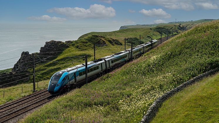 Hitachi Rail awarded new contract to maintain TransPennine Express Nova 1 