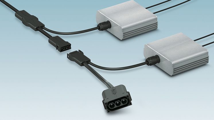 Compact AC connection for photovoltaic micro inverters