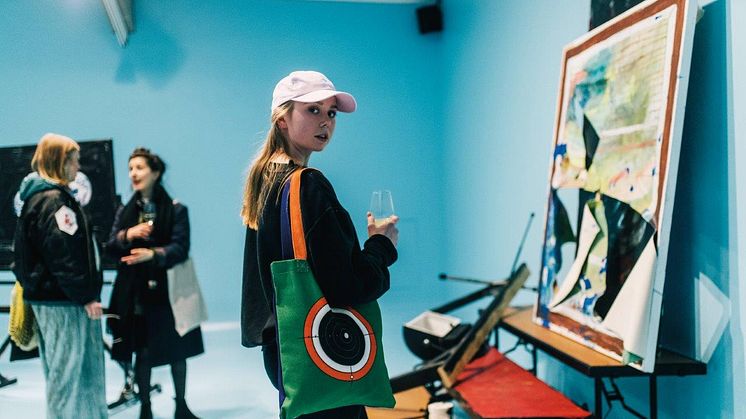 Kunstvandring for ungdom med Blikkåpner, starter på Kunstnernes Hus
