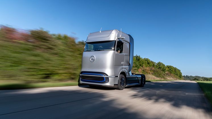 Mercedes-Benz GenH2 Truck