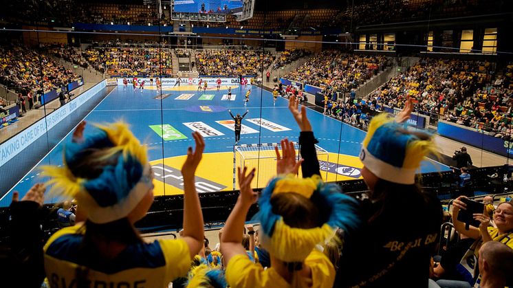 Handbollslandskamp på Helsingborg Arena 5 april 2023.