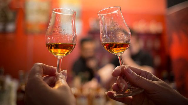 En Öl & Whiskymässa inför ett helt nytt kontaktlöst system. Det nya dryckeskortet ökar säkerheten, vilket varit avgörnade.