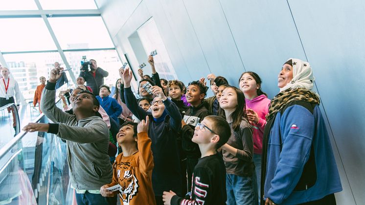 ﻿﻿Alle barn og unge skal ha tilgang på kulturopplevelser. Nå åpner MUNCH opp for gratis inngang for barn og unge helt opp til 18 år. Foto @Munchmuseet