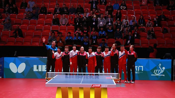 Koreas enade landslag under lag-VM i bordtennis i Halmstad. Foto: ITTF