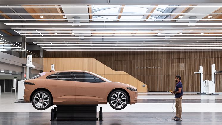 Jaguar åpner unikt designsenter