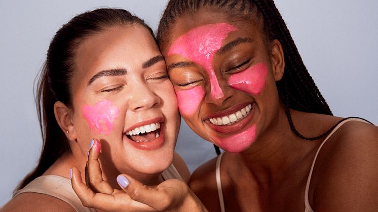 Let’s make it a skin party BUDGIE lanserer hudpleie til ansiktet med maksimal effekt