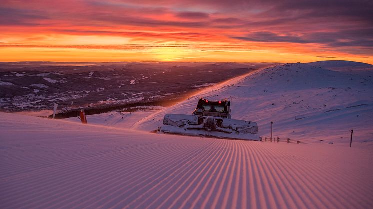 Klargjør bakker i Trysil. Foto: Ola Matsson