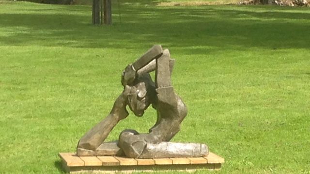 Skulptur av Finja Reparationsbetong