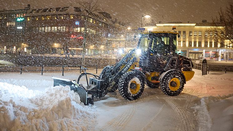 Volvo L25 Electric klarar snöröjning i tuffa förhållanden