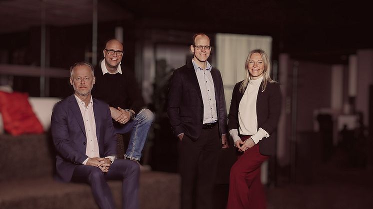 fr. vänster Grundarna Fredrik von Homeyer, John Minkhe, David Hellström och styrelseordförande Emma Grubbström.