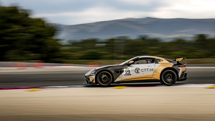 Andreas and Jessica Bäckman had a tough weekend at Circuit Paul Ricard at the second round of the European GT4 championship GT4 Europe. Photo: GT4 Europe (Free rights to use the image)