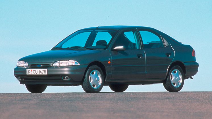 FORD MONDEO 20 ÅR - 1. GENERATION