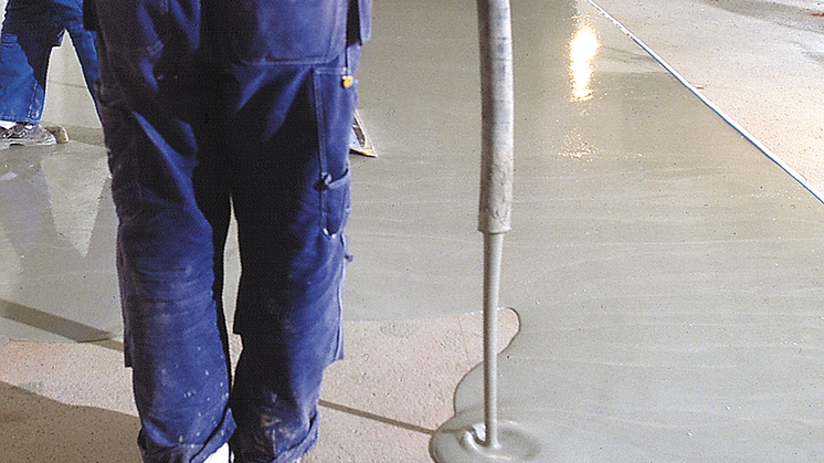 Fukt och fuktmätning vid golvavjämning är ständigt aktuella frågor i golvbranschen 