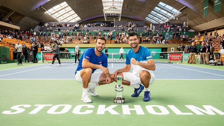 Marcelo Arevalo och Jean-Julien Rojer med Sven Davidsons Double Trophy