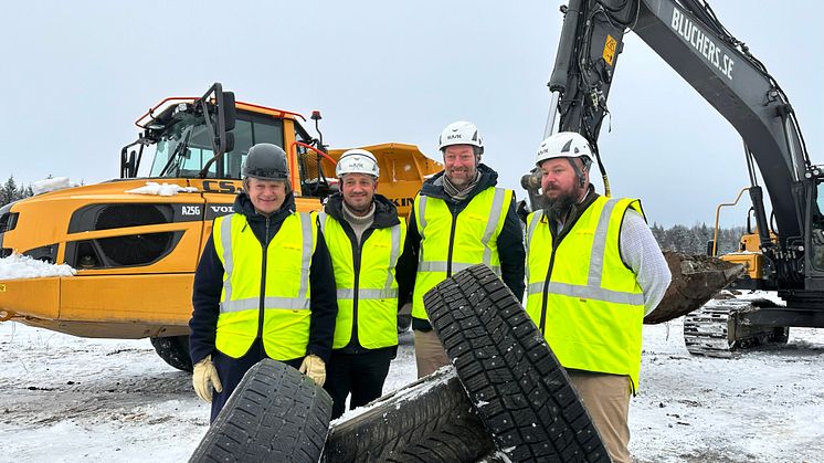 Alf Blomqvist, styrelseordförande Enviro, Peter Karlsson, VD Fratera, Fredrik Emilson, VD, Enviro och Martin Pettersson, kommunstyrelsens ordförande, Uddevalla kommun.