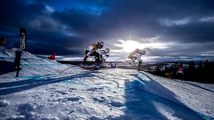 Skicross under Nordiska Ungdomsspelen. Foto: Per Danielsson/Nordiska Ungdomsspelen