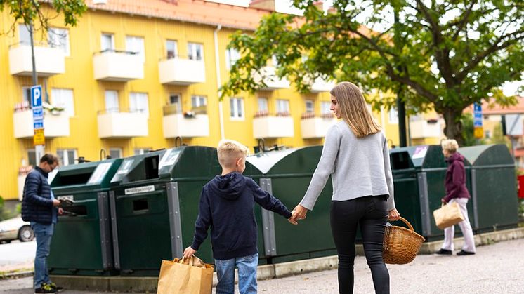 Den nya förpackningsförordningen som börjar gälla 1 januari 2024 innebär bland annat att Uddevalla Energi tar över ansvaret för återvinningsstationerna i kommunen från nuvarande FTI (Förpacknings- och tidningsinsamlingen.