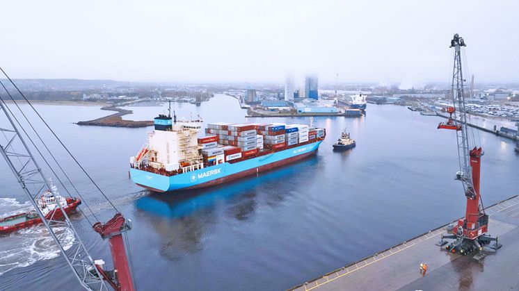 Premiäranlöp för världens första metanoldrivna containerfartyg