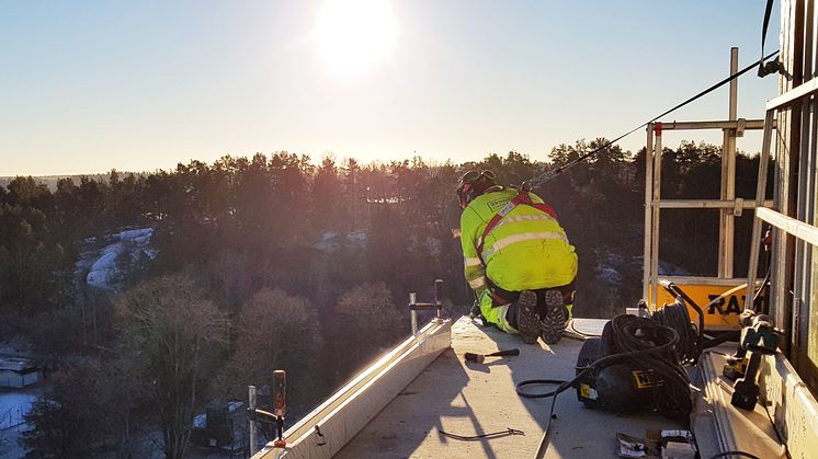 Montage av glasräcke med skyddssele