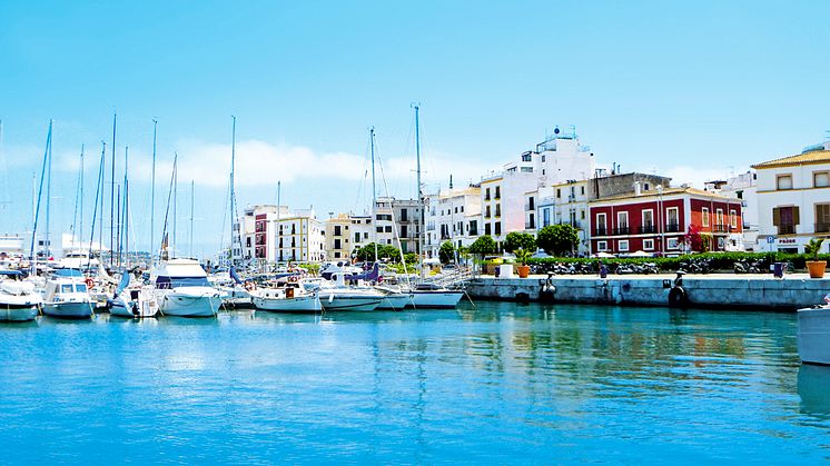 Nyhet sommaren 2014: Direktcharter till trendiga Ibiza och okända Formentera