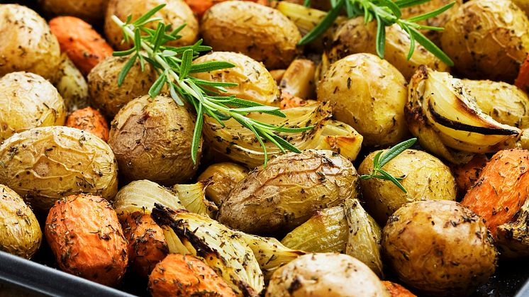 Månadens recept juli - Rostad örtig potatis