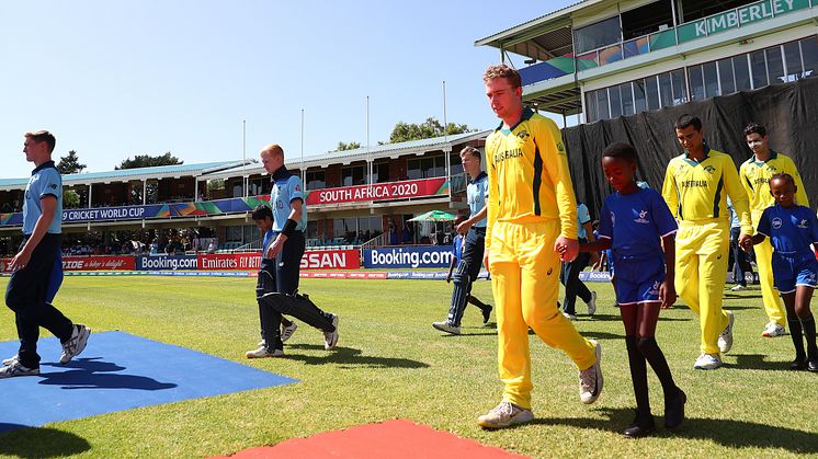 England and Australia in action last year. Photo: Getty Images