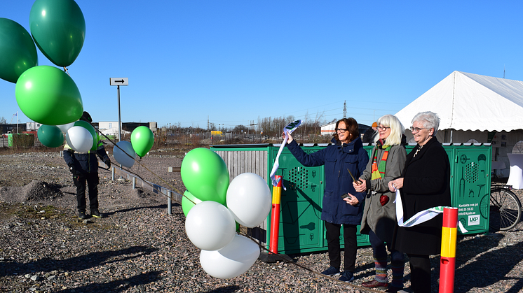 Bandklippning på invigningen av Park&Ride i Brunnshög.