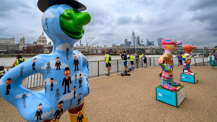 Morphs along the Thames, part of the Whizz Kidz art trail sponsored by GTR
