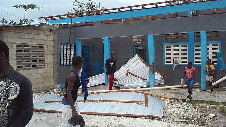Många av Frälsningsarméns skolor och andra byggnader kommer att behöva reparera sina skador, flera av dem har förlorat sina tak.