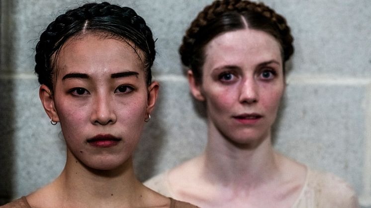 "Stillness thru movement" – Mei Chen och Rachel McNamee, GöteborgsOperans Danskompani
