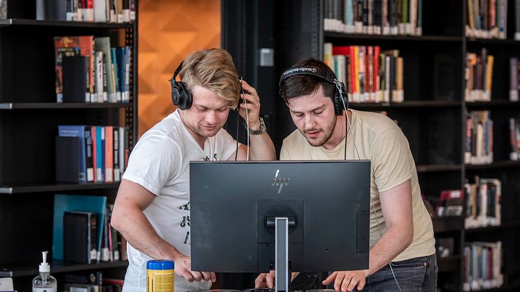 Prøv deg som DJ i Oslos nye folkebibliotek.