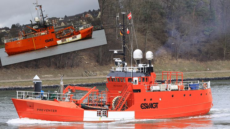 Before and after photos of the ‘Esvagt Preventer’ in the Kieler canal, photographed by ”shipspotter” Uwe Kuphaldt, KielerZwo 