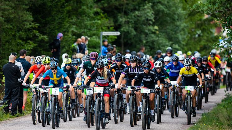 Från och med sommaren 2023 erbjuder Vasaloppet separata startgrupper för kvinnor i motionsklass i Cykelvasan 90 eller Cykelvasan Öppet Spår.