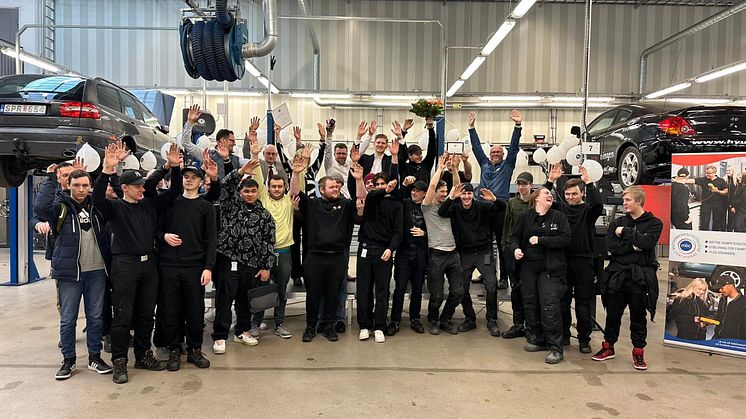 Fredrika Bremergymnasiet i Haninge certifieras som Motorbranschcollege!