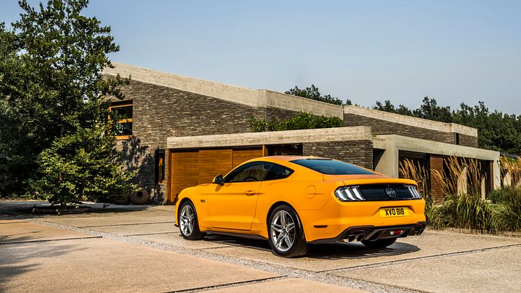 FORD MUSTANG 2017 (34)