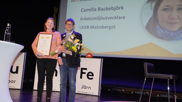 Årets vinnare Camilla Backebjörk tillsammans med GRAMKOS ordförande Gunnar Rådberg