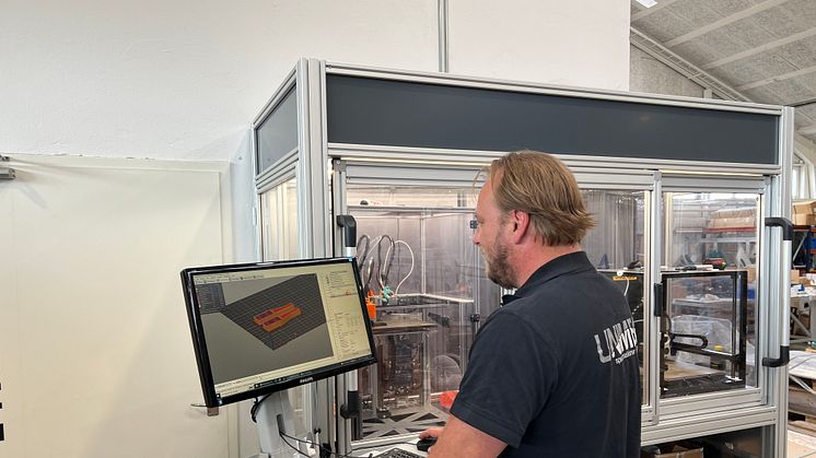 3D-print har fået en central plads på værkstedet hos Unimec A/S, hvor maskinen har strømlinet produktionen af prototyper. Foto: PR.