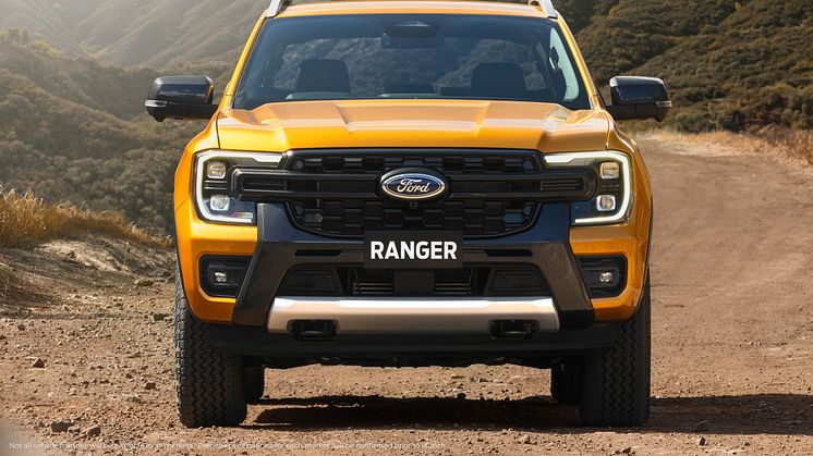 2022Ford_NextGenRanger_Wildtrak_Frontheadon_sand