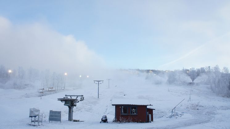 Snökanonerna har startat i Hemavan