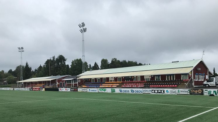 LF-arena är en elitarena med speciella krav. Konstgräset testas årligen för att bli godkänt för spel på elitnivå. Foto: Piteå kommun