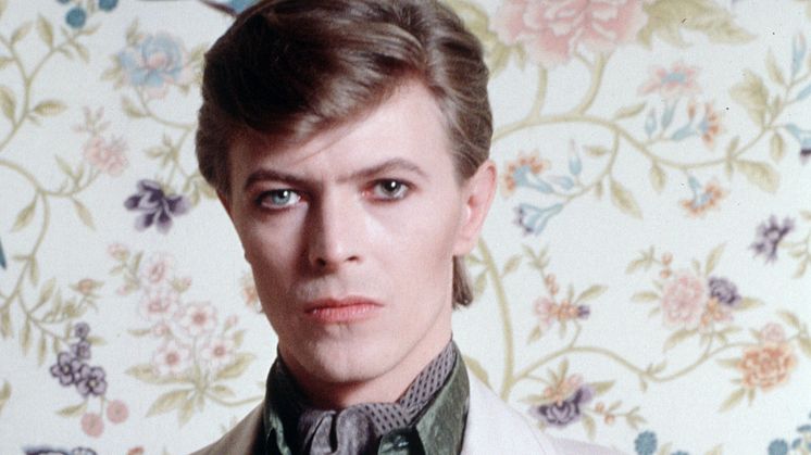 LEGENDEN DAVID BOWIE SLÄPPER NY SINGEL OCH SAMLING
