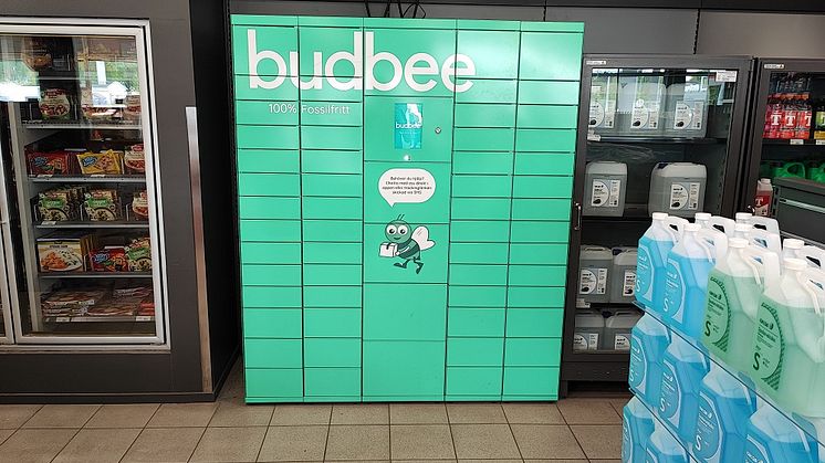 Budbee paketskåp hos OKQ8