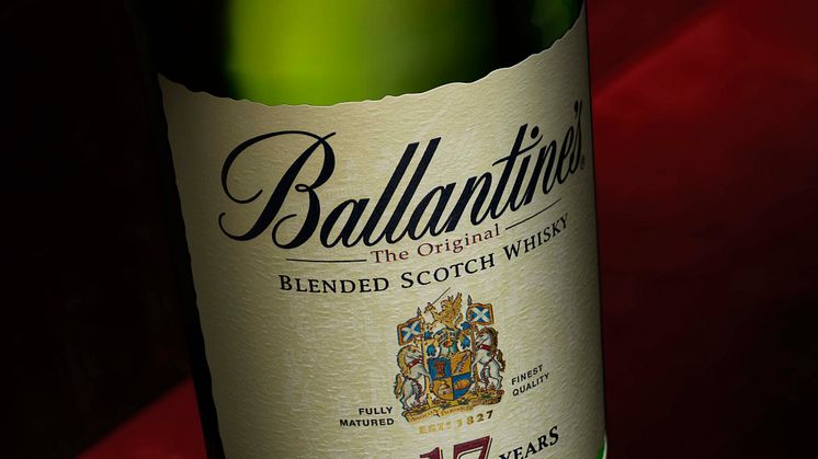 Den 2 maj lanserar vi Ballantine's 17 yo