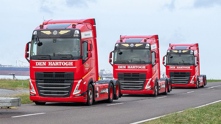 ”Sammen baner vi vejen for bæredygtighed inden for smøreolieindustrien” – FUCHS og Den Hartogh anskaffer sig nye elektriske lastbiler til tunge bulk transporter