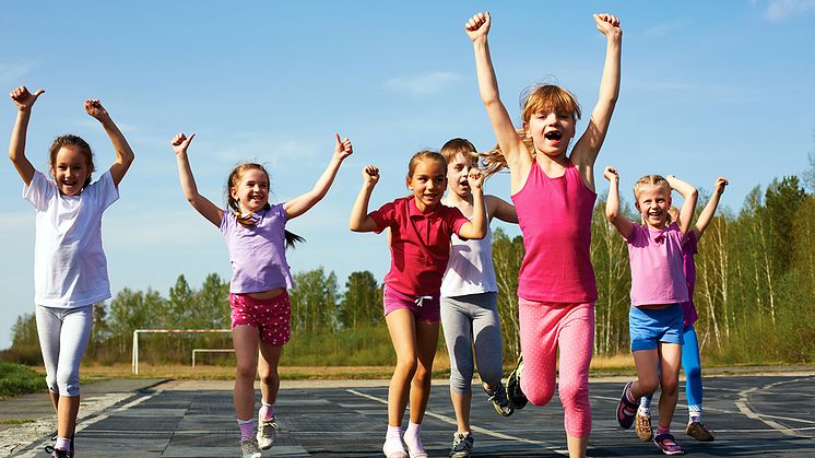 Idag kommer bara tre av tio unga upp i den rekommenderade mängden fysisk aktivitet - 60 min per dag.