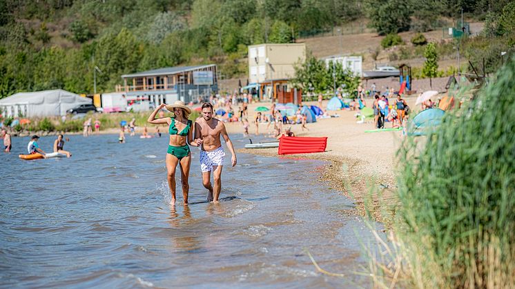 Stranden Lido Stöbnitz ved Geisteltalsee