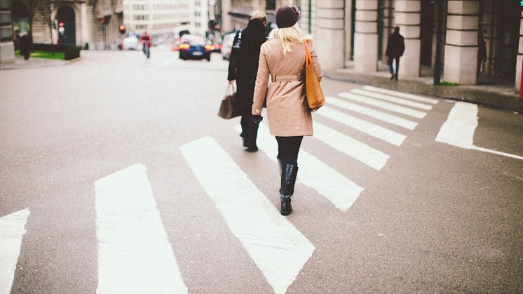 pedestrian-crossing-road-city-cities