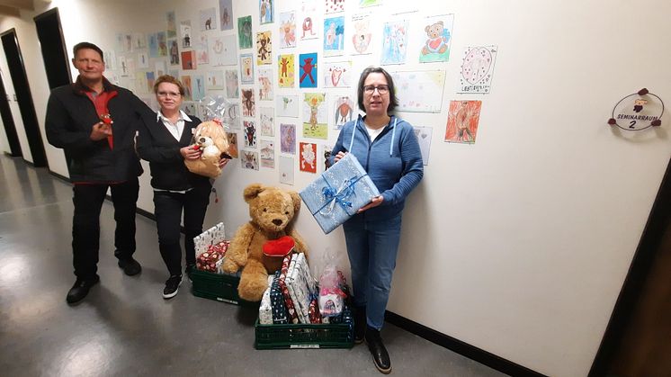Großzügige Geste der Mitarbeitenden: Kaufland Möckern überrascht Kinderhospiz mit Geschenken