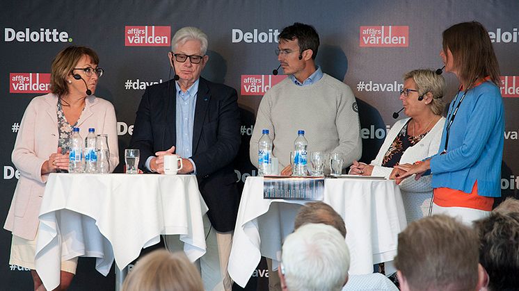 Ann-Marie Wennberg, sjukhusdirektör Sahlgrenska sjukhuset, Thomas Berglund, vd och koncernchef Capio,  Alexander Wennergren Helm, koncernchef och vd Aleris och Lena Asplund, riksdagsledamot (M) och ledamot i socialutskottet. 